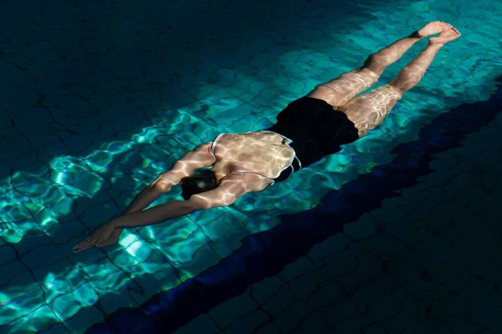 Benefits of Mental and Physical Well-being Through Swimming